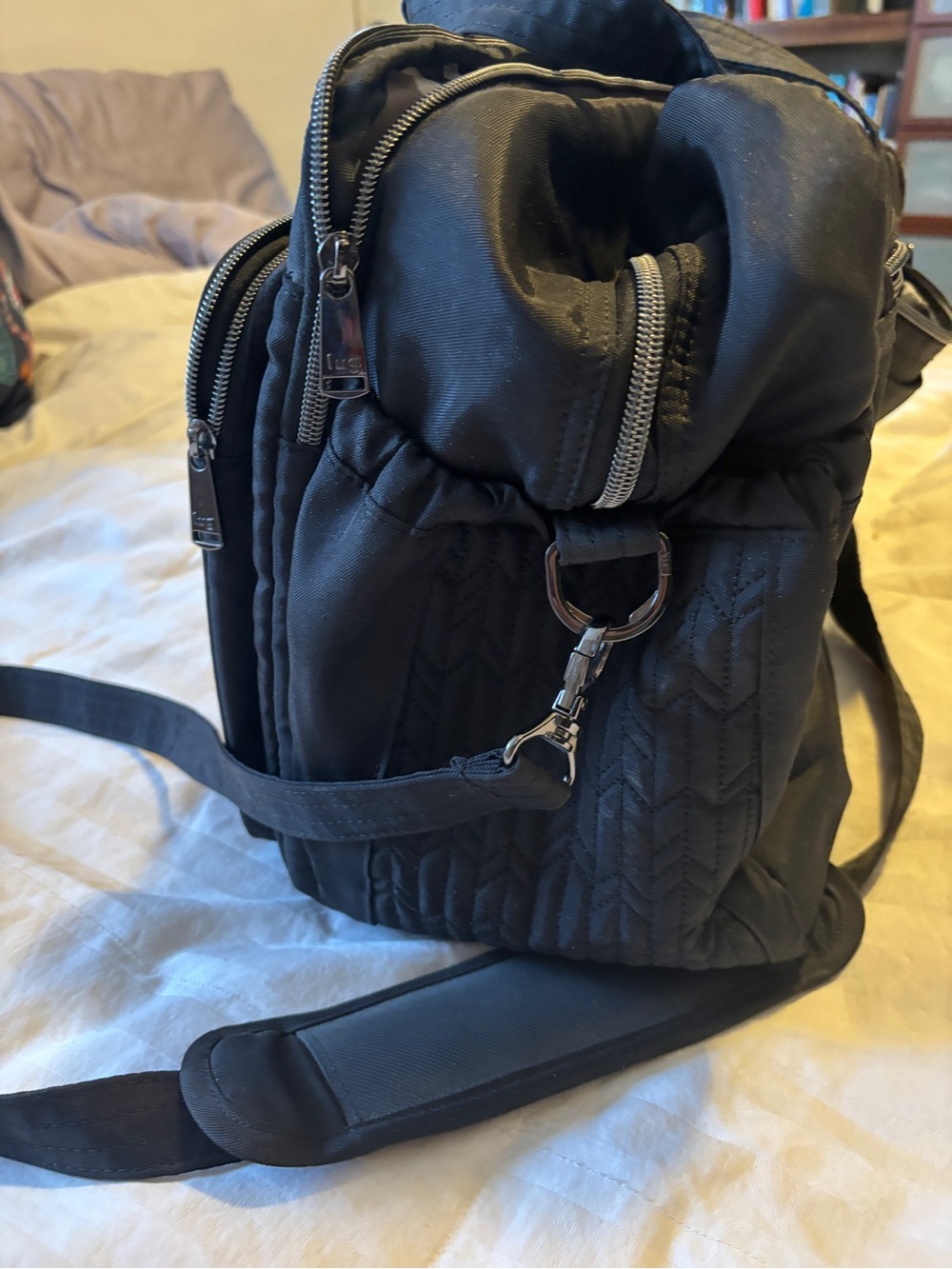 LUG PJ Duffle - Picture 3 of 8